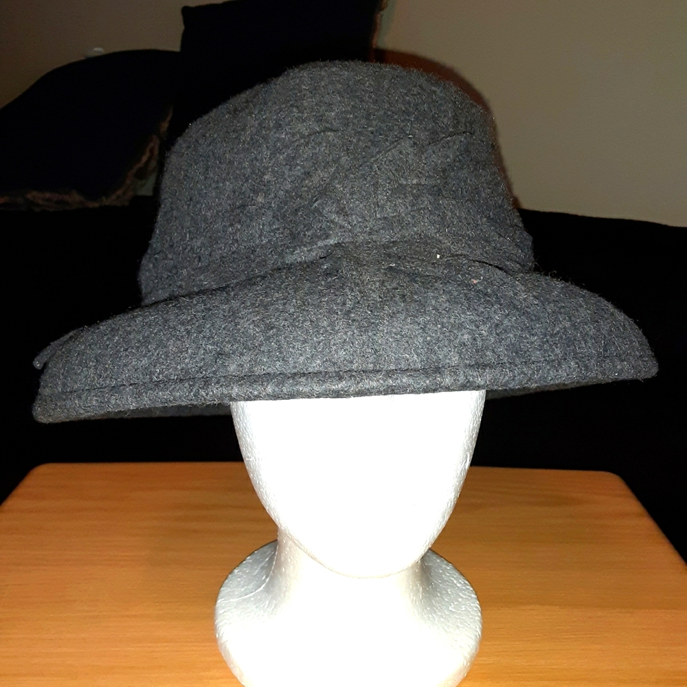 Ladies Hat